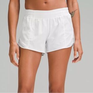 Lululemon Hotty Hot Low Rise Shorts 4”